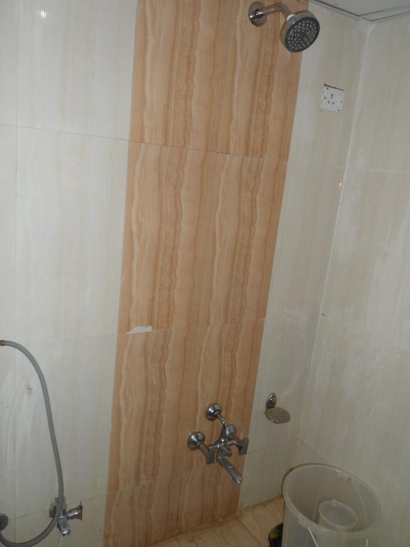 Hotel Avion Inn 아흐메다바드 객실 사진