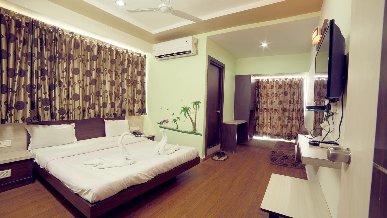 Hotel Avion Inn 아흐메다바드 외부 사진